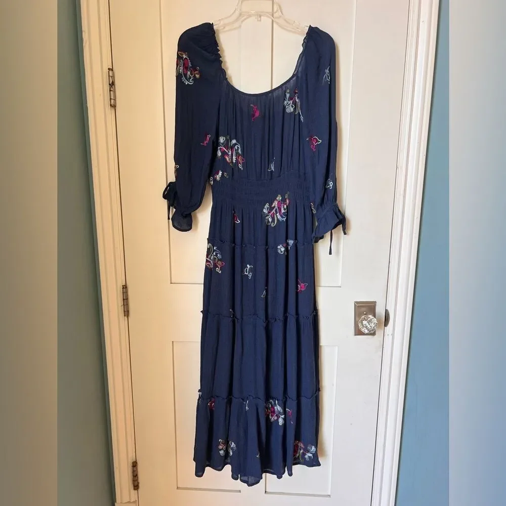 Fig and Flower Blue Embroidered Floral Tiered Modern Boho Maxi Peasant Dress L
